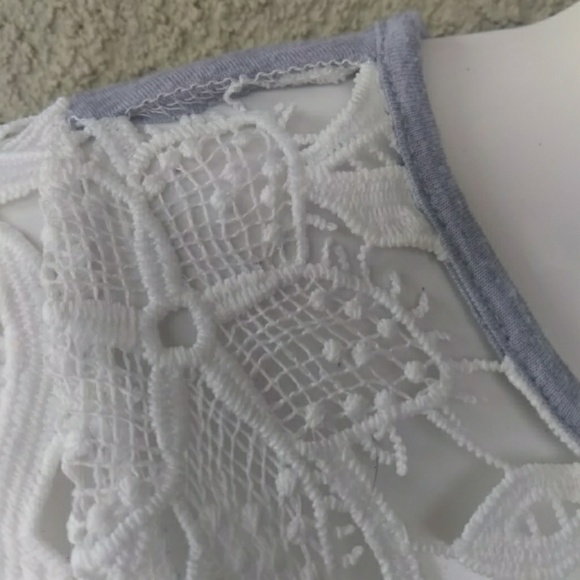 Urban Outfitters kimchi blue flower cutout shirt s - Picture 7 of 8